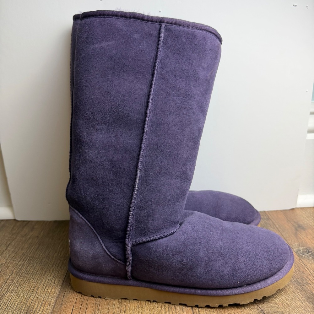 UGG Classic Tall Boots Women 8 Purple Suede Sheepskin Lined 5815 F8809H